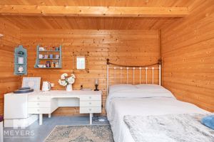 Photo 37- click for photo gallery